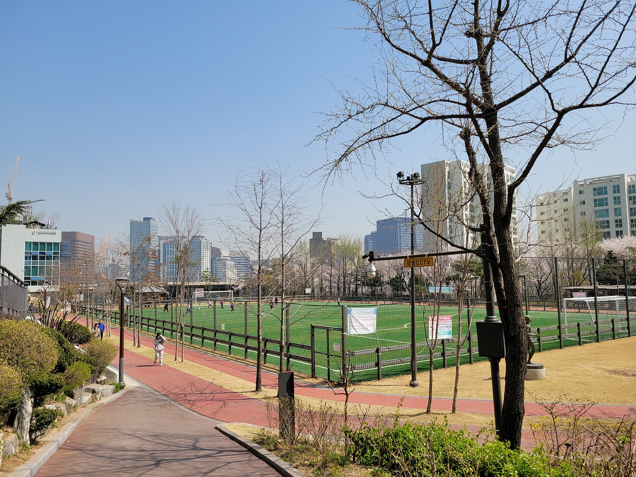 他在最后几 他在最后几